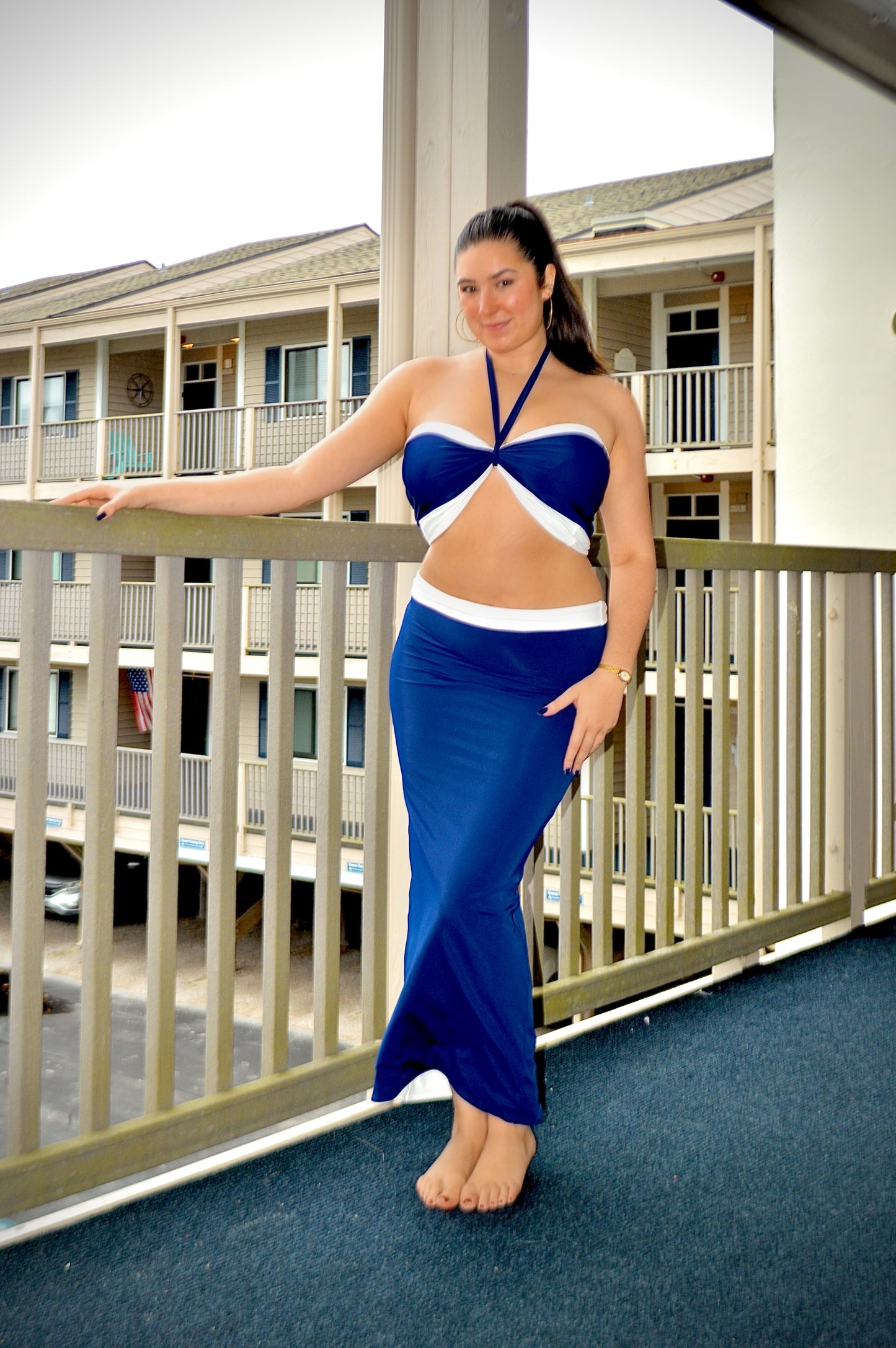 Elizabeth Maxi